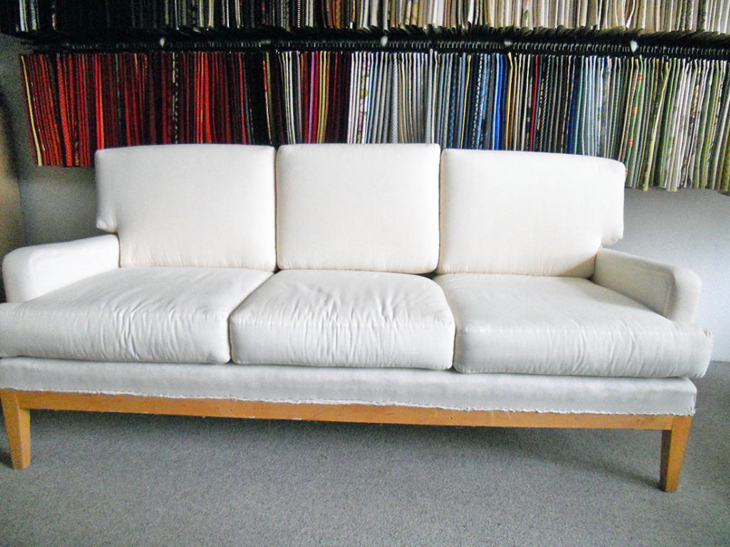 3-Sitzer-Sofa, Handarbeit